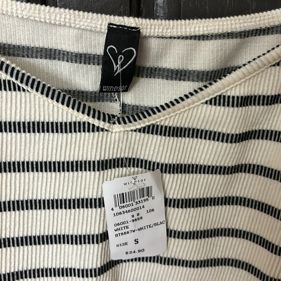 Windsor off the shoulder long sleeve tunic size small white and black - Picture 2 of 6